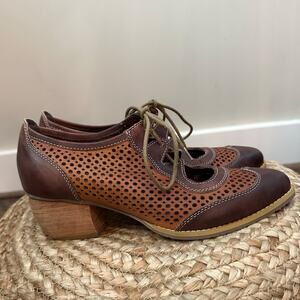 L'Artiste Gabriel Lace Up Heeled Shoes Size 9 ( 40)